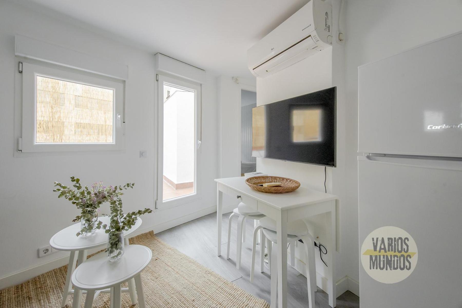 Atico Calle Silva Para 3Pax Con Terraza Esquina Con Gran Via E2 Мадрид Екстериор снимка